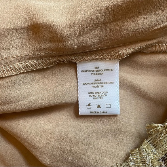 Anthropologie Sunday in Brooklyn Gold Leaf Top - Picture 10 of 10